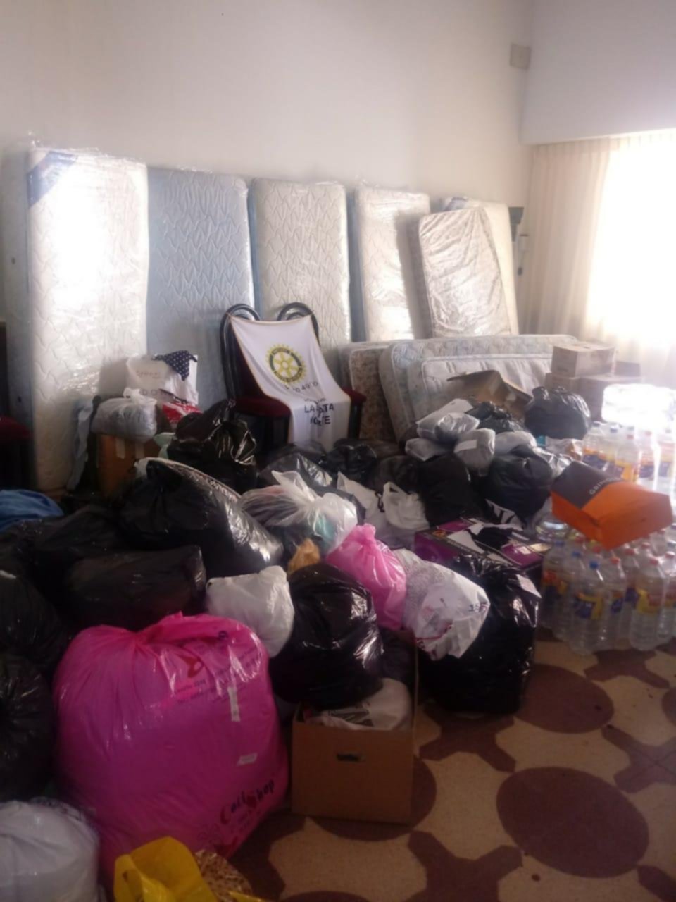 Juntaban donaciones para los inundados y les robaron 2 veces en 3 días
