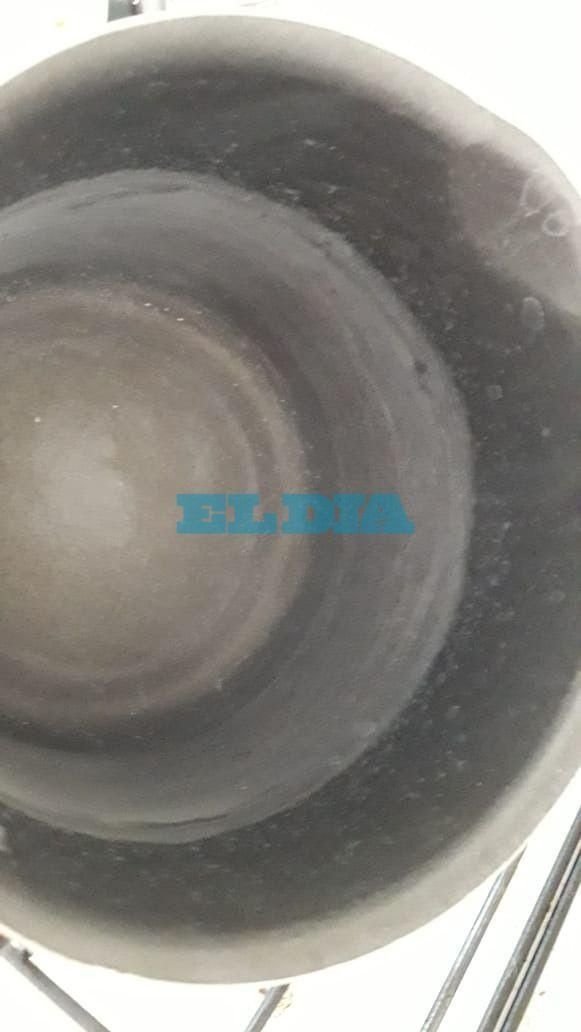 Sarro, baja presión de agua y tarifas altas, un combo de reclamos contra Absa en 7 y 520