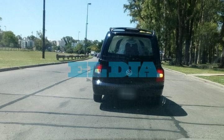 Con profundo dolor, despidieron los restos de Lucas