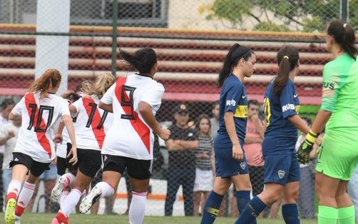 A dos meses de la final en Madrid, River ganó el superclásico femenino por idéntico marcador