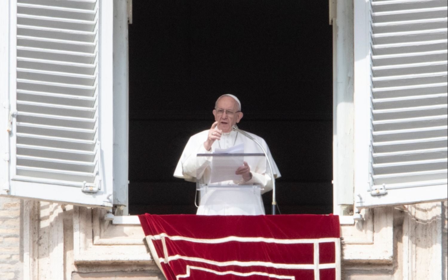 El Papa pide combatir y denunciar "la plaga" de la trata de personas