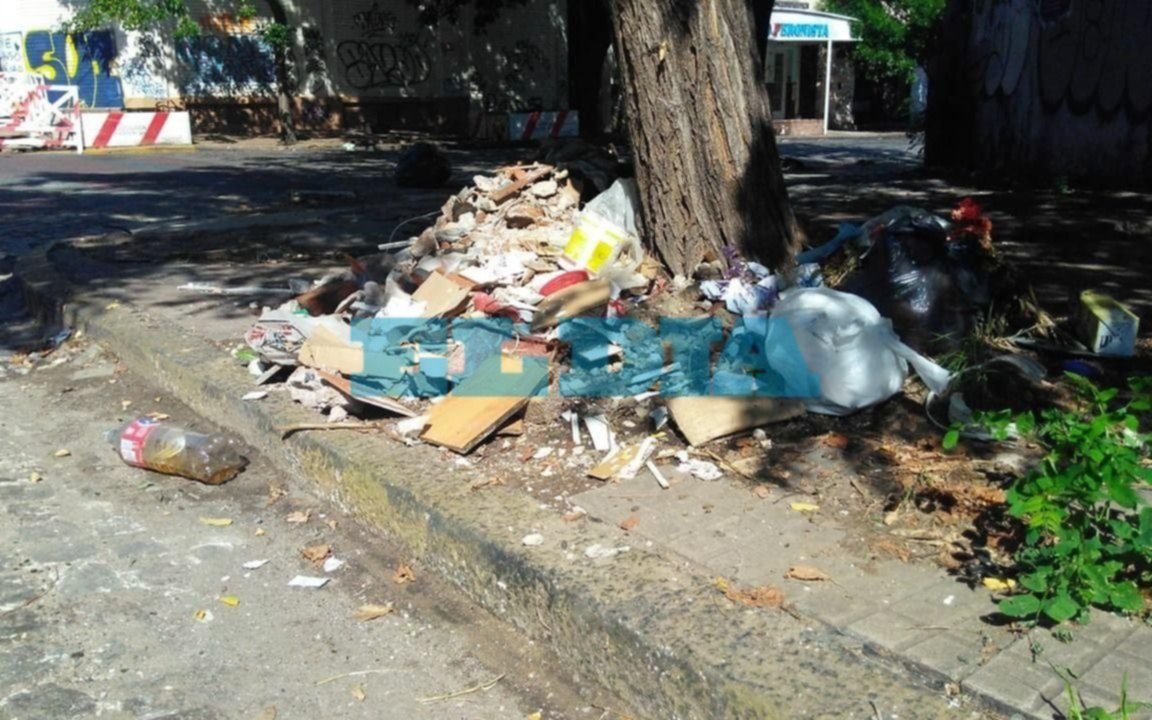 Acumulación de residuos en la ochava de 4 y 45