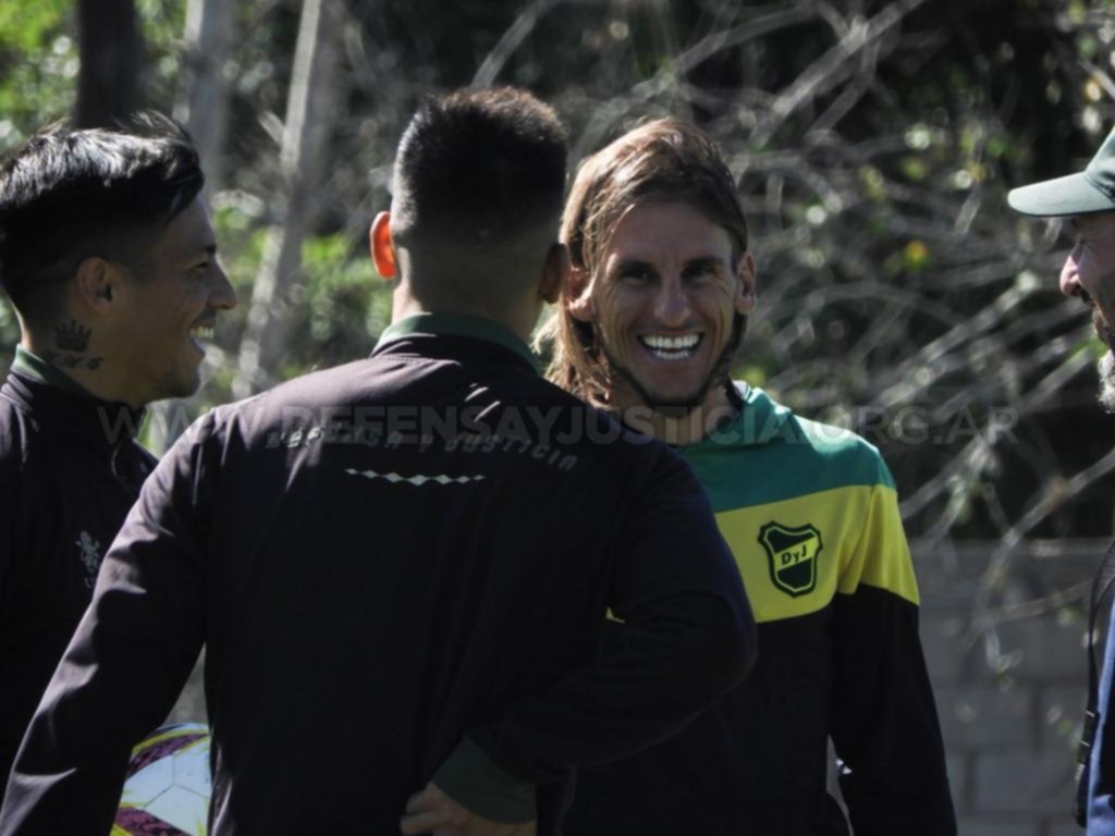 El Halcón volvió a entrenar a pura sonrisa