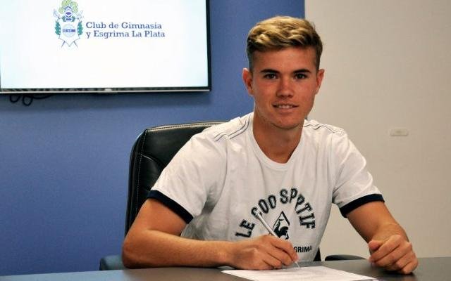 Juan Cataldi, otro categoría `98 que firmó su primer contrato