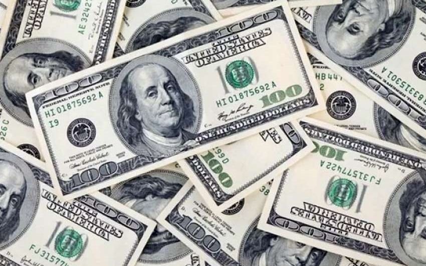 El dólar cerró la jornada superando los $39