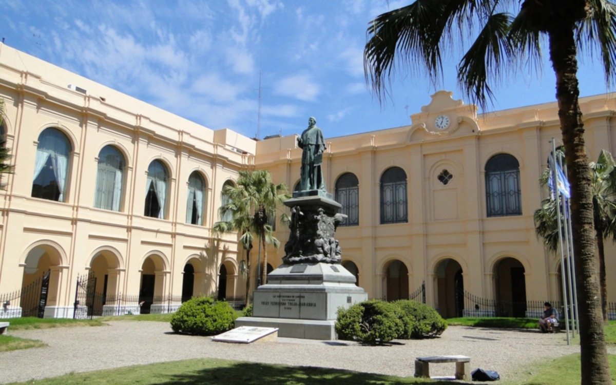 Separan a seis integrantes de una cátedra en la universidad de Córdoba acusados de misoginia