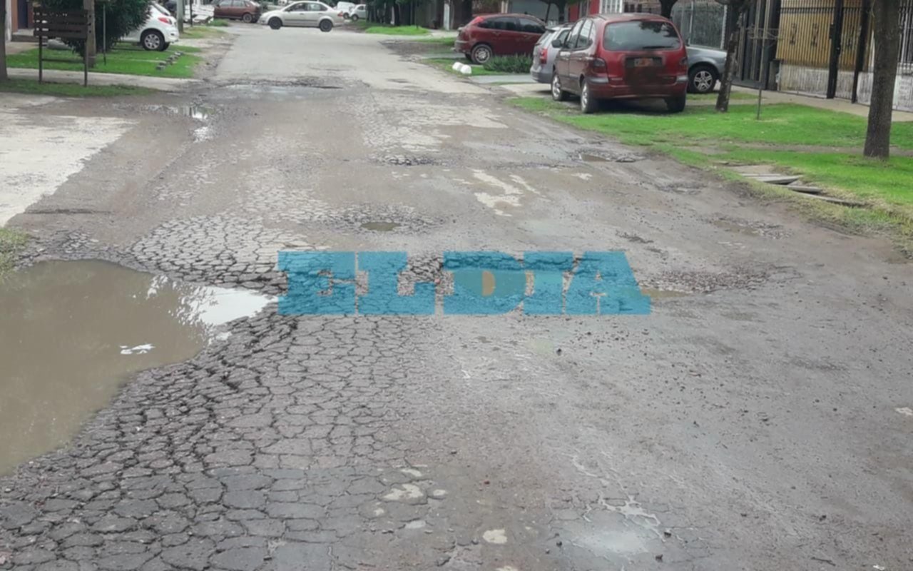 En San Carlos piden "urgente" reparación de calles