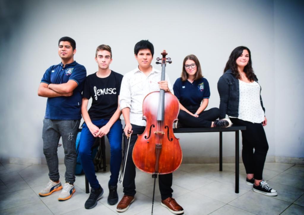 El viaje inolvidable de cinco jóvenes de la Orquesta Escuela de Berisso
