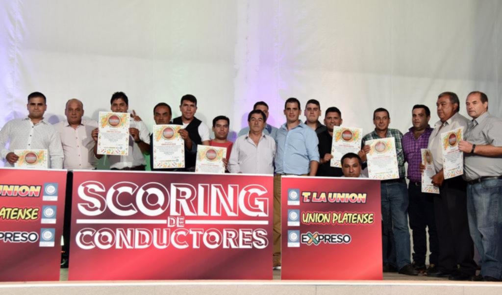 Premios y presentación de un TC en Berisso