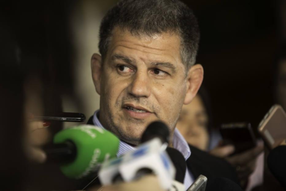 Bolsonaro echó a un ministro salpicado en un escándalo de corrupción