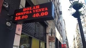 Pese a la suba de las tasas, el dólar volvió a cotizar en alza y llegó a tocar los $ 40