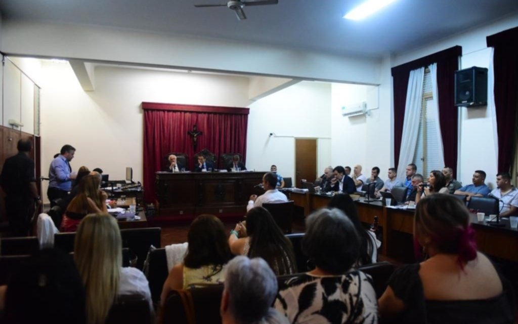 Comenzarán los alegatos del juicio a ex jefes policiales por coimas