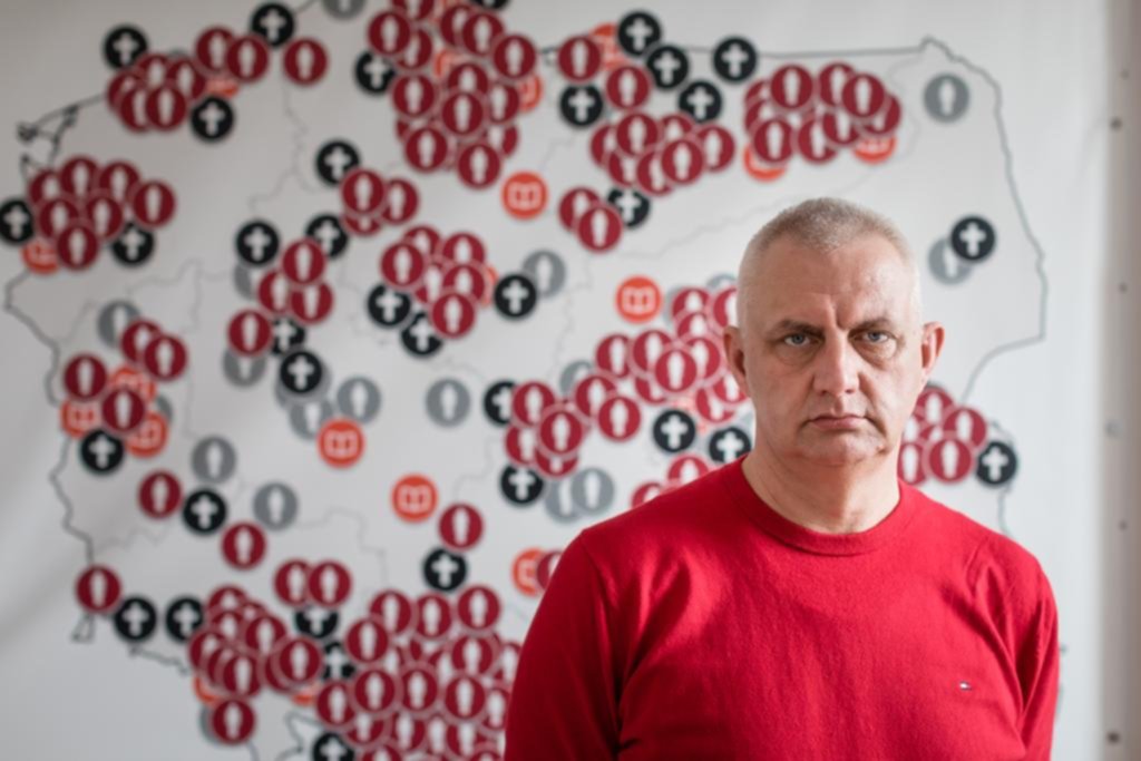 “Tuve que convertirme en adulto a los 13 años, me destruyó la vida”