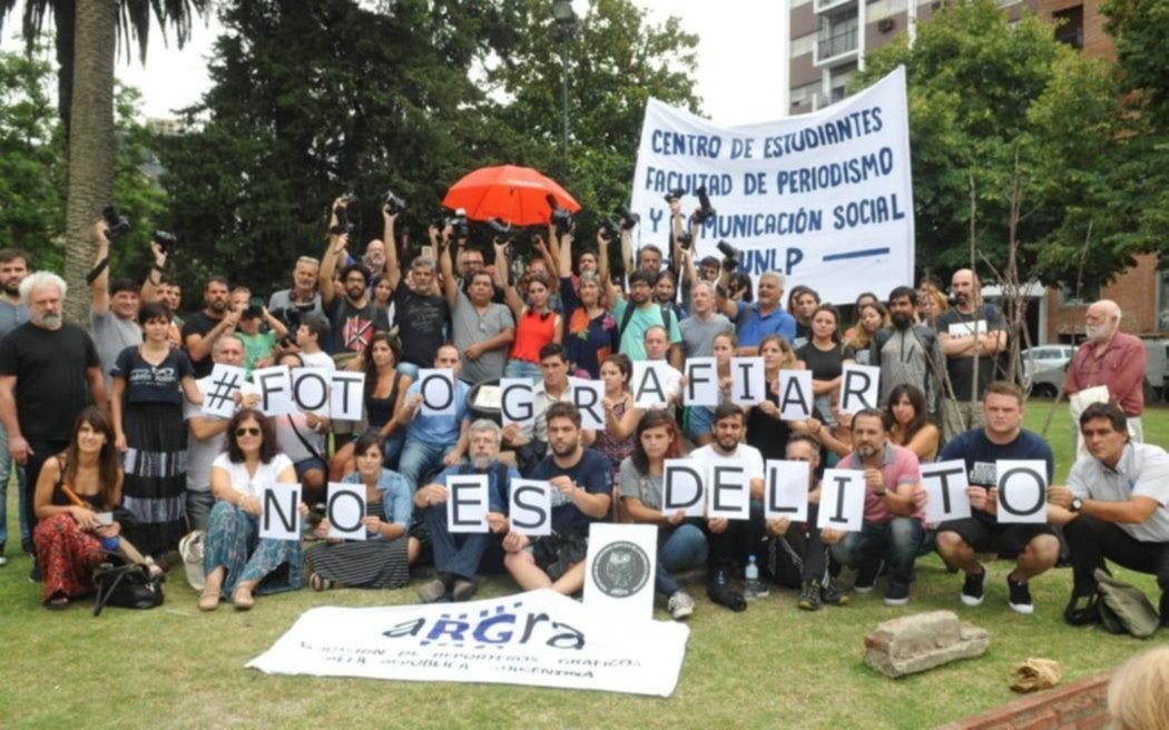 Reporteros gráficos realizaron un "camarazo" en Plaza San Martín