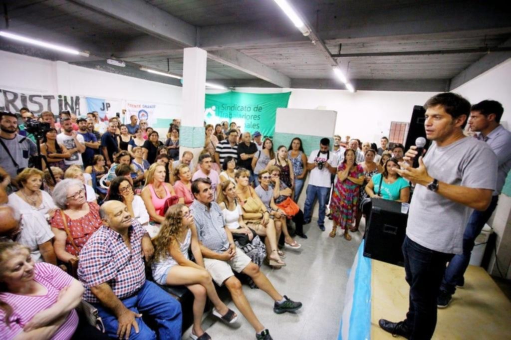 Kicillof, a la búsqueda de votos por el interior bonaerense
