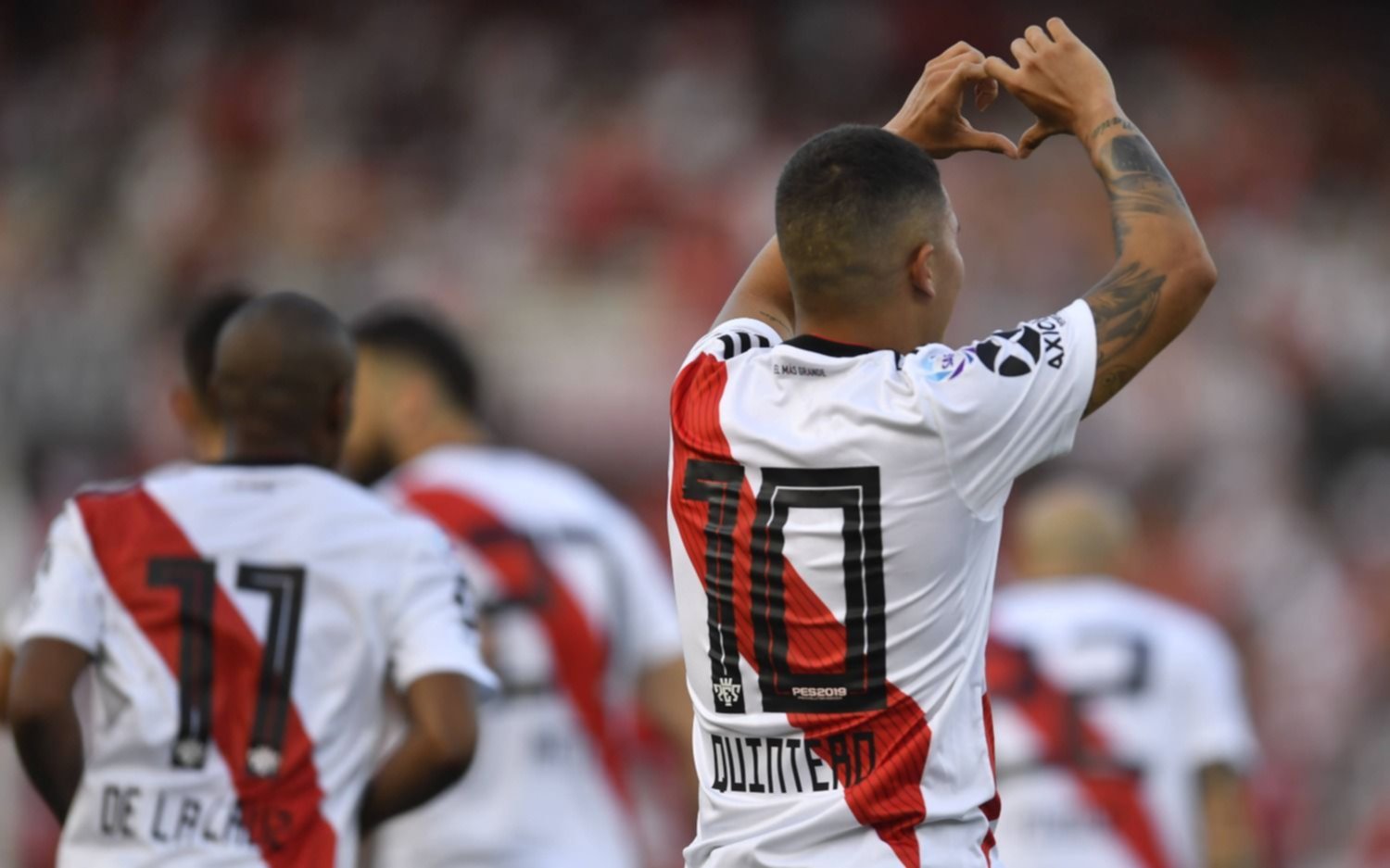 Con goles de Quintero y Suárez, River venció a San Martín (T) en el Monumental