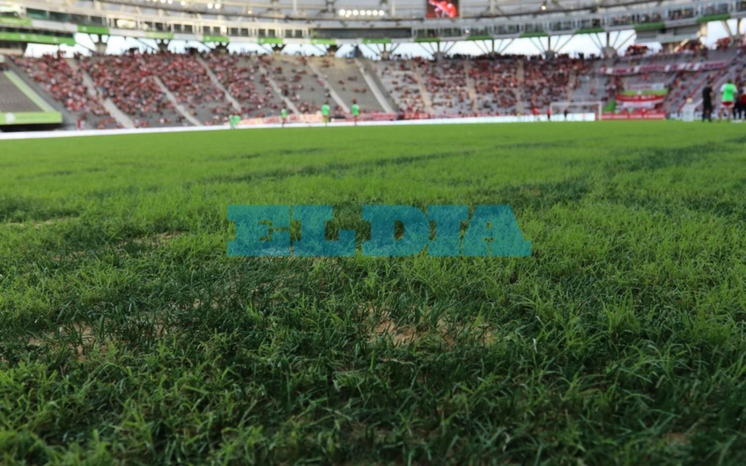 Un campo irregular que atentó contra el juego