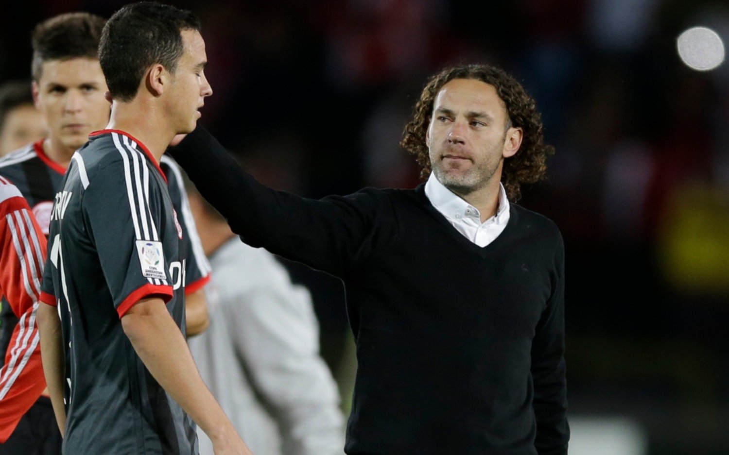 En la búsqueda del sucesor: Milito es uno de los que más gusta para reemplazar a Benítez