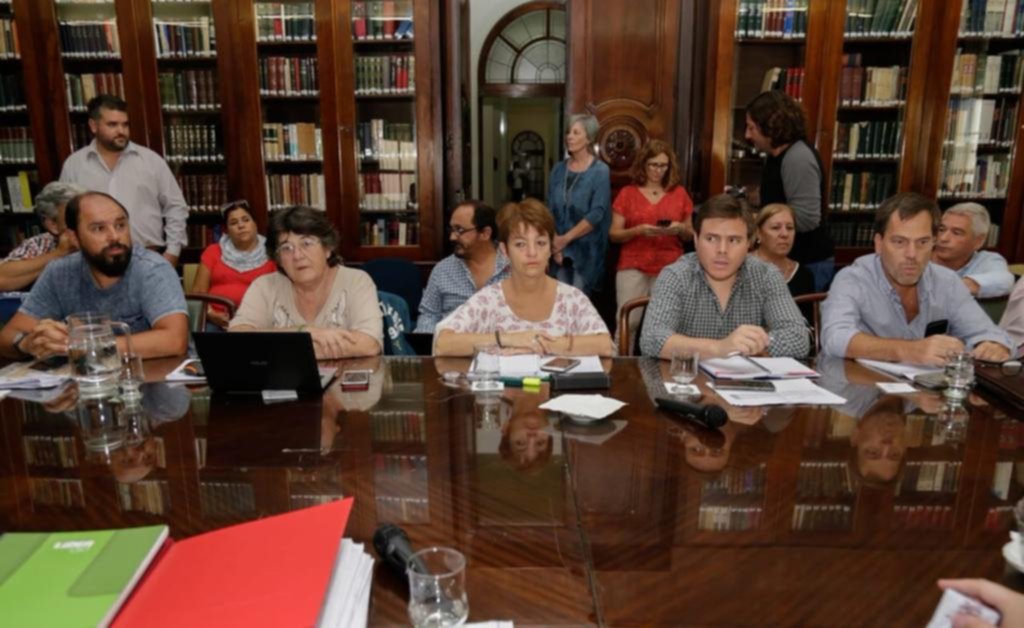En una paritaria crucial, los maestros pedirán recuperar el salario perdido en 2018