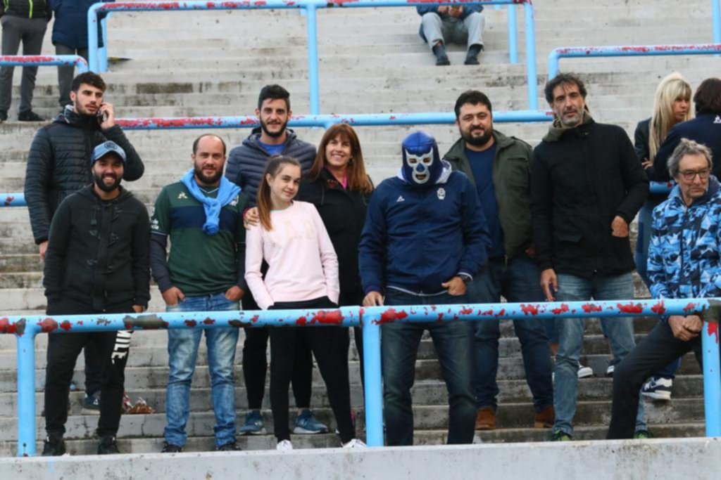 La gente se las rebuscó para apoyar en La Feliz