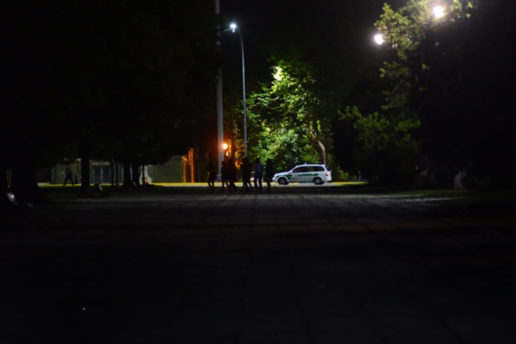 Plaza Moreno, la más turística y la que menos se ve de noche