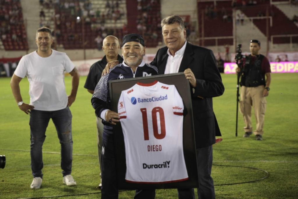 El cariño de Miguelito Brindisi, campeón con Diego en 1981