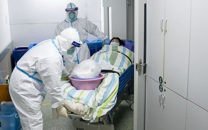 Se elevó a 259 el número de muertes por coronavirus presente en 23 países, informó la OMS