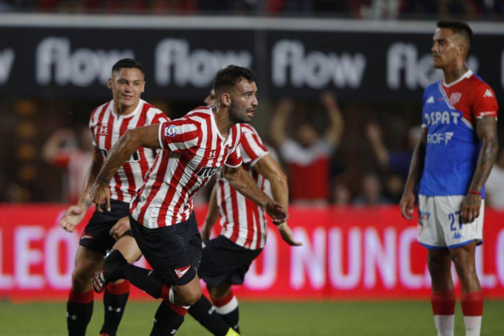“El objetivo es estar lo más arriba posible y tenemos equipo para eso”