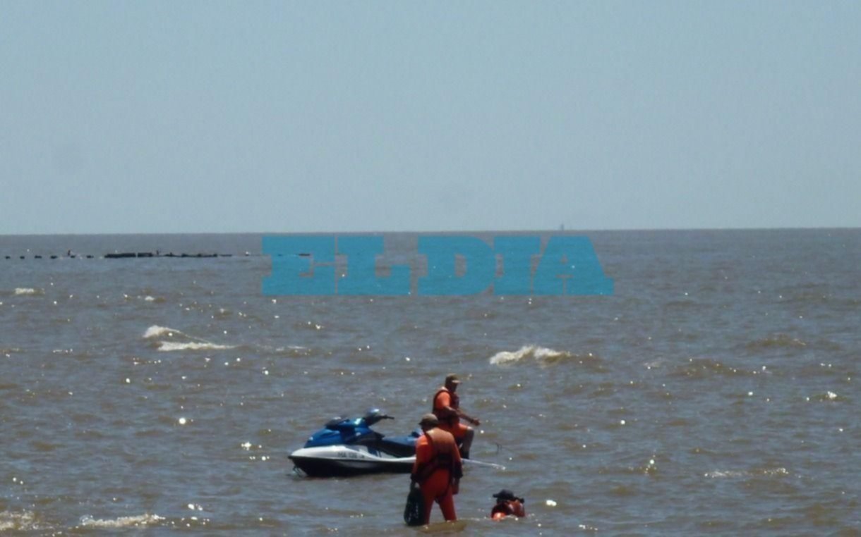 Hallaron flotando el cuerpo de un hombre que se ahogó en Punta Lara