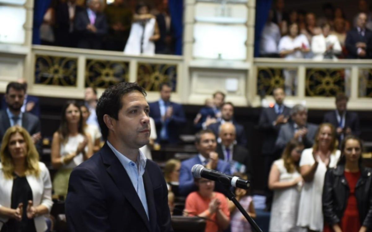 Un primo de Wado de Pedro será el nexo entre Kicillof y los intendentes