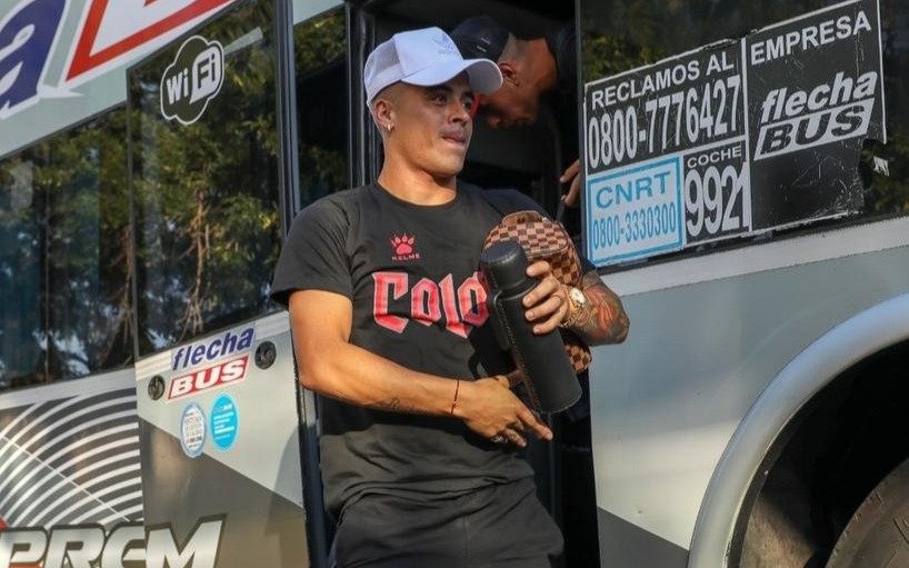 Brian Fernández faltó al entrenamiento porque aseguró que "hinchas de Unión me apuntaron con una pistola en la cabeza"