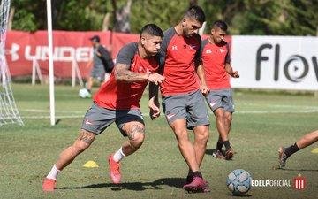 Mirá el golazo de Rojo en la práctica albirroja de ayer
