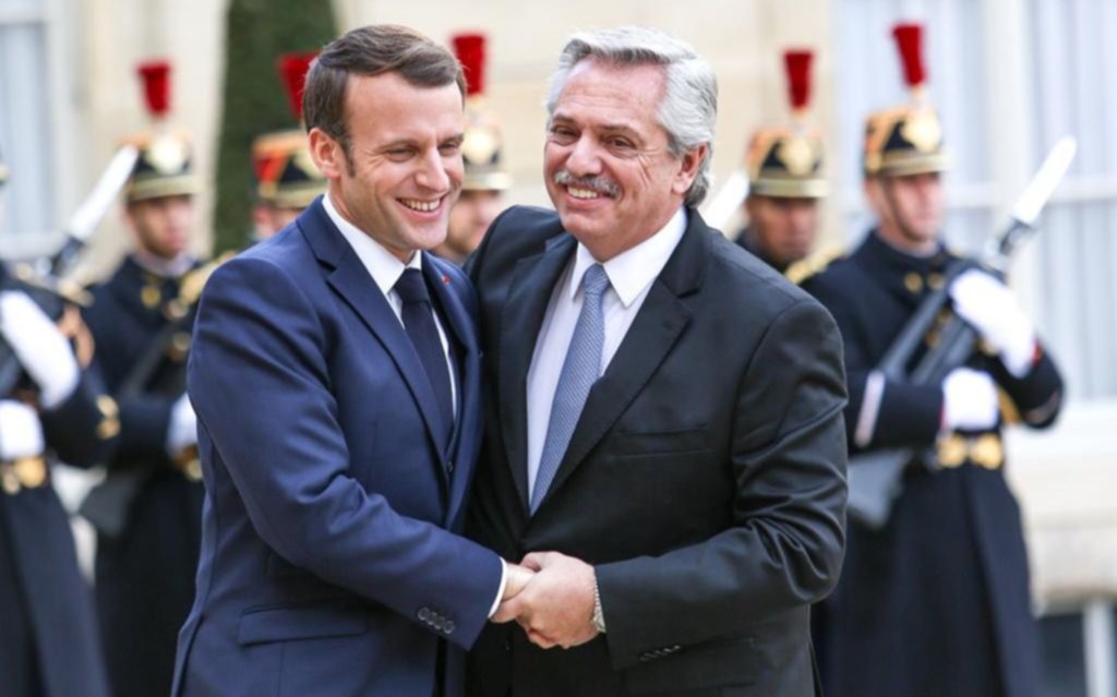 Macron le expresó a Alberto Fernández su "apoyo" en las negociaciones con el FMI