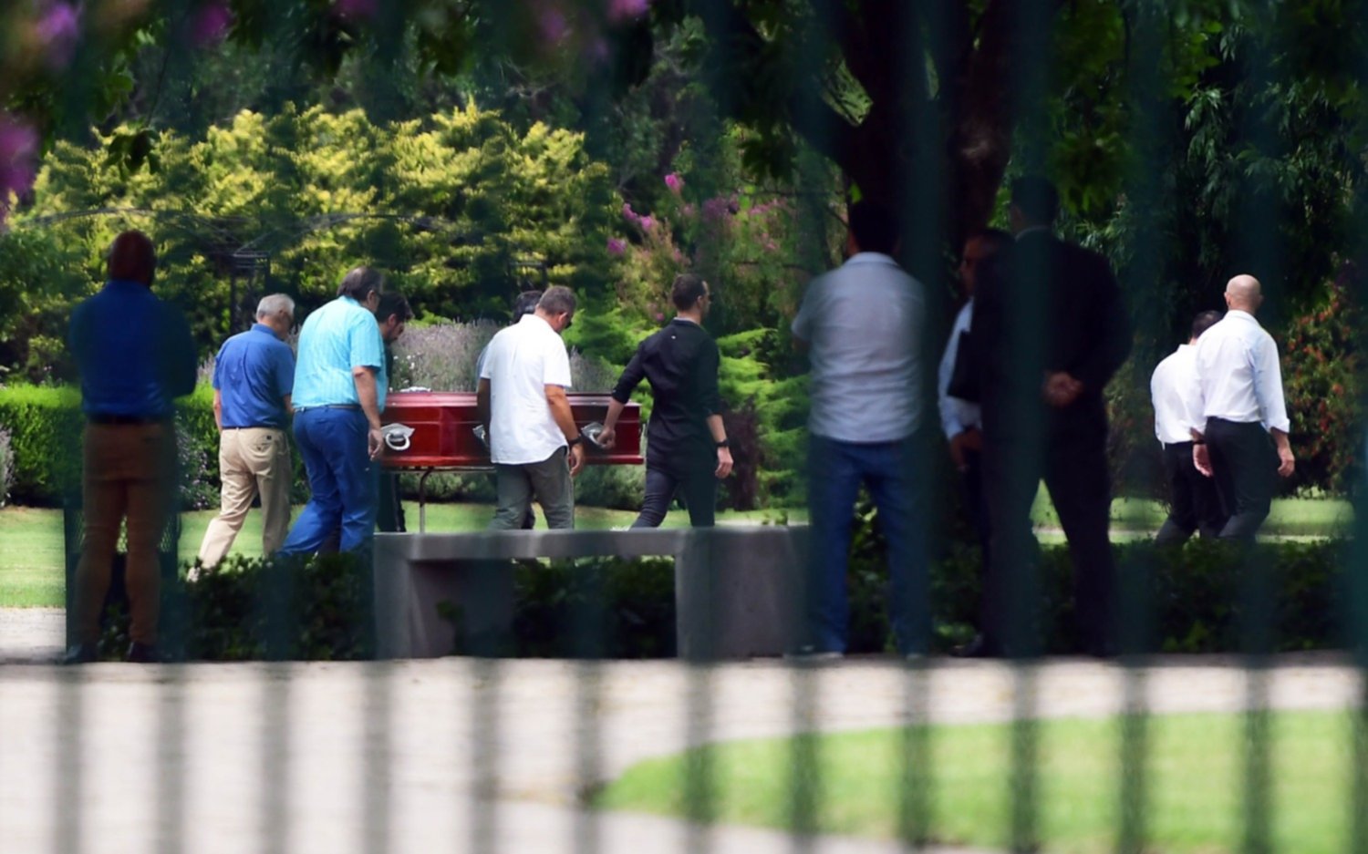 El sepelio del juez Claudio Bonadio fue una ceremonia íntima y reservada para su familia