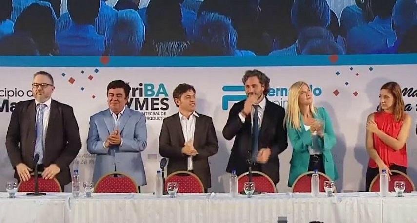 Enojado, Kicillof reclamó a opositores que se “desatornillen” de los cargos