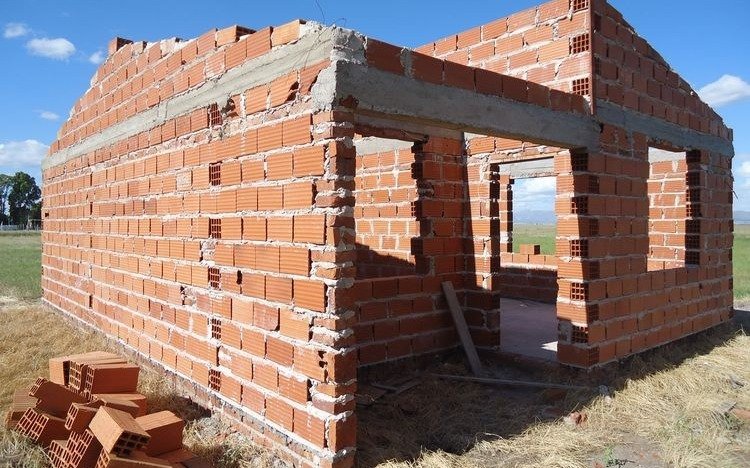 Arturo Seguí: un joven murió electrocutado en una obra en construcción
