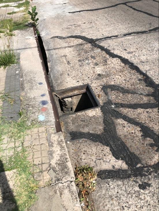 Preocupación vecinal por una cámara abierta en 21 y 61