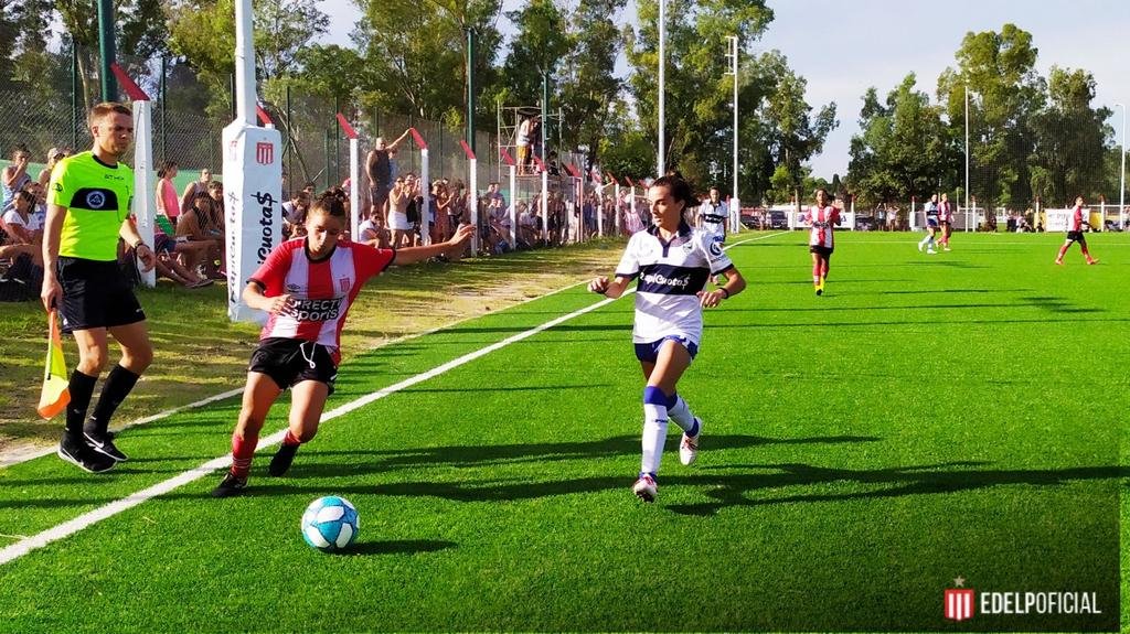 Las Pinchas se hicieron fuertes de local y se quedaron con el clásico