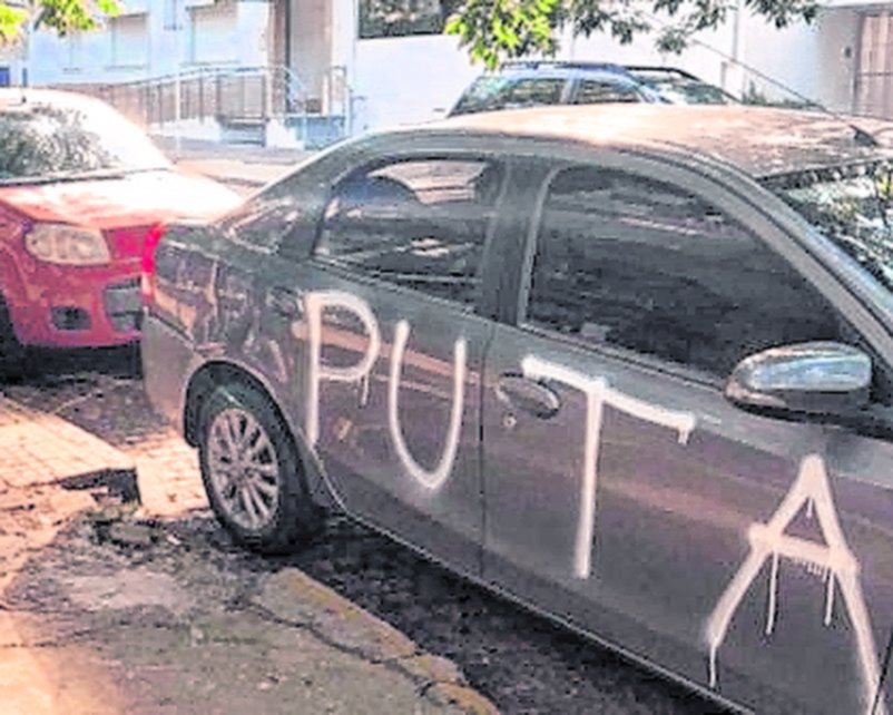 Ordenan la detención de un ex rugbier platense por violencia contra su ex