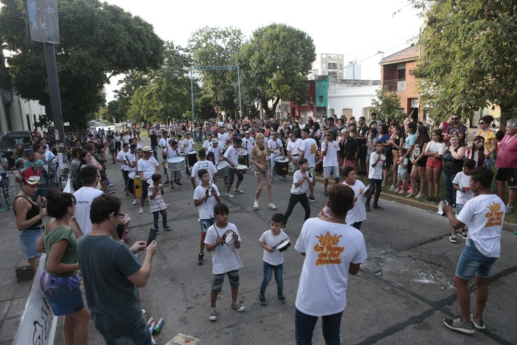 Más de 40 propuestas barriales para celebrar en el Carnaval
