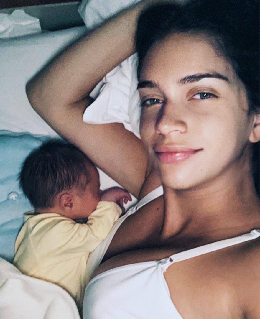 Zaira mostró a su hijo Viggo: “No entra en mí tanto amor”