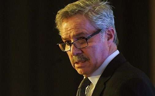 Solá sostuvo que “no diría que hay presos políticos” y De Vido salió a cruzarlo