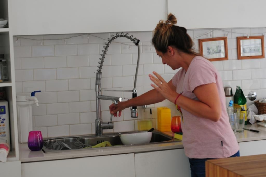 Angustia interminable por el agua: semanas enteras “sin una gota” y nadie les da respuestas