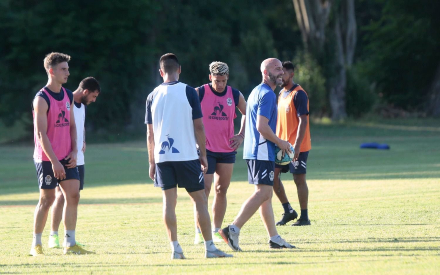Con Agudelo descartado y Barrios en duda, se perfila Contín