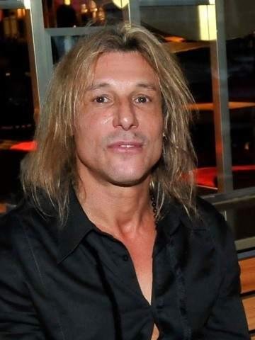 Caniggia, sobre Alex: “Me duele estar distanciado, pero hoy no hay relación”