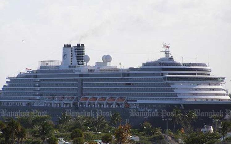 Tailandia prohíbe el desembarco de un crucero por riesgo de coronavirus