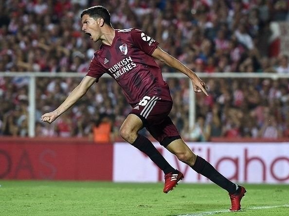"Nos quedan cuatro finales y depende de River salir campeón", alertó "Nacho" Fernández