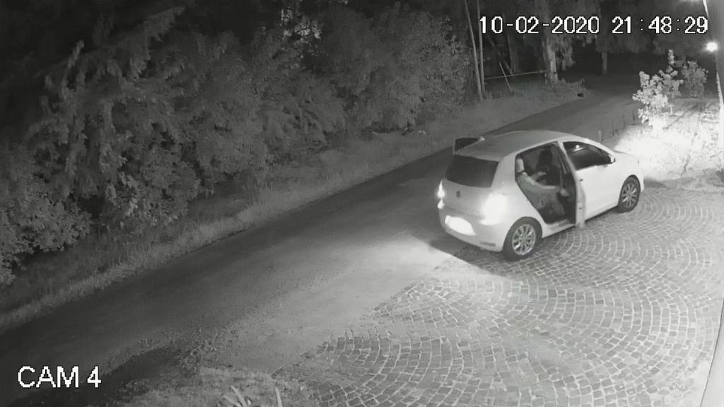 En City Bell, investigan una de “playchorros”, armados y con chalecos