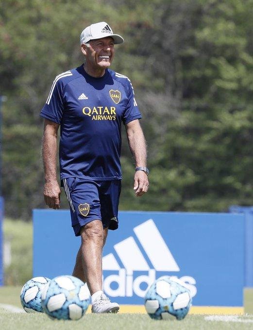 Por Capaldo, Miguel pasó de la sonrisa a la bronca contenida