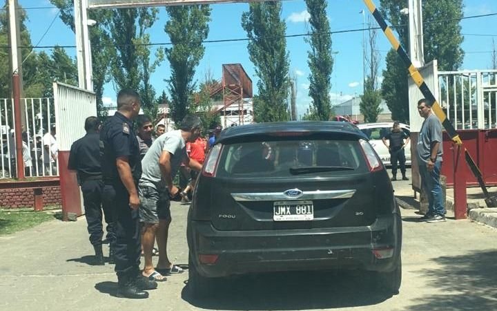 Clima caldeado en Independiente: hinchas se presentaron en la práctica y pidieron "poner huevos"